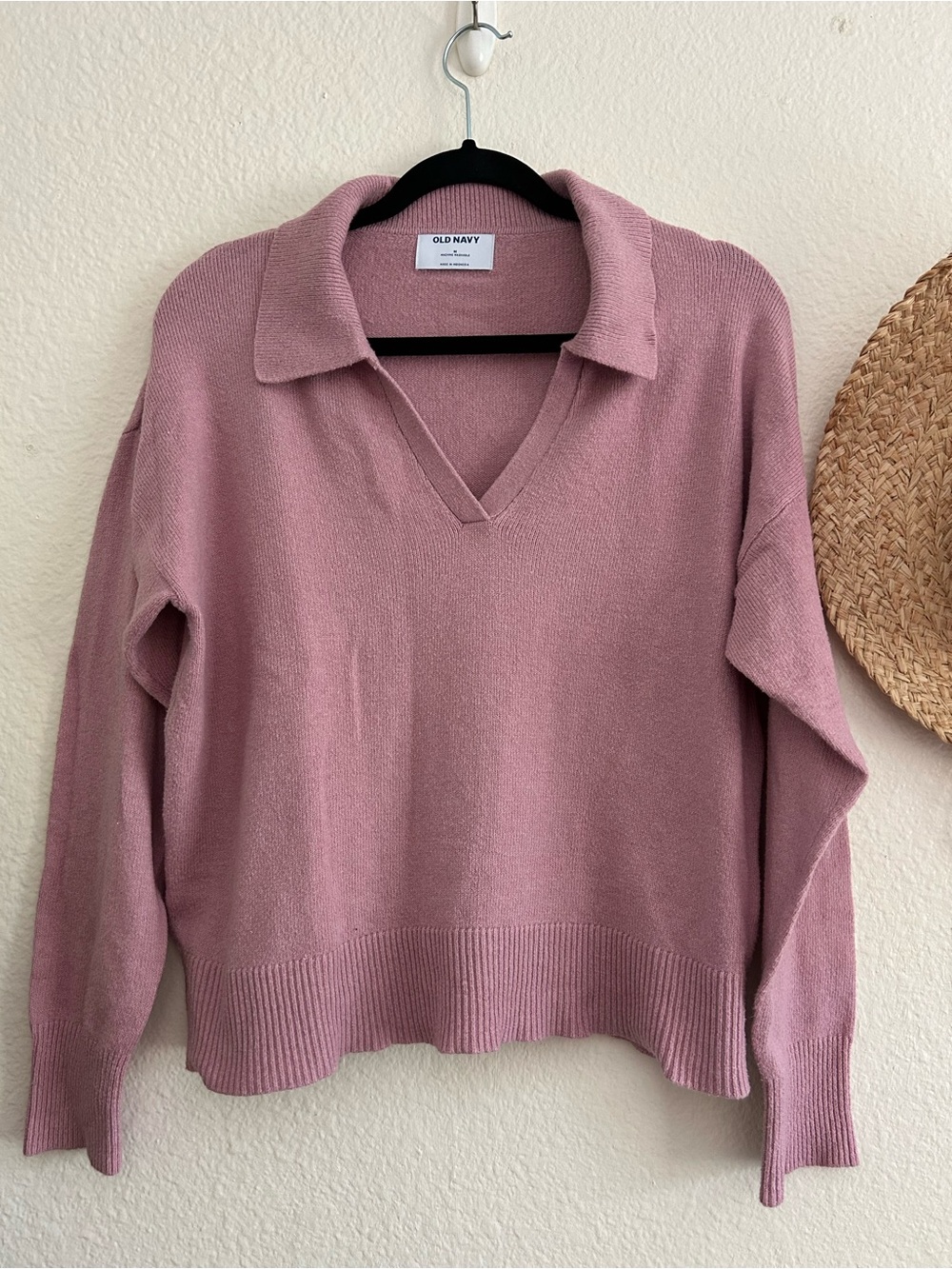 Old Navy Sweater